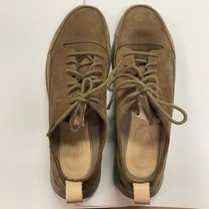 Women's Clarks Trigenic Causal Shoes Sneakers Size 8.5 Brown Leather Lace Up